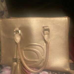 B b purse